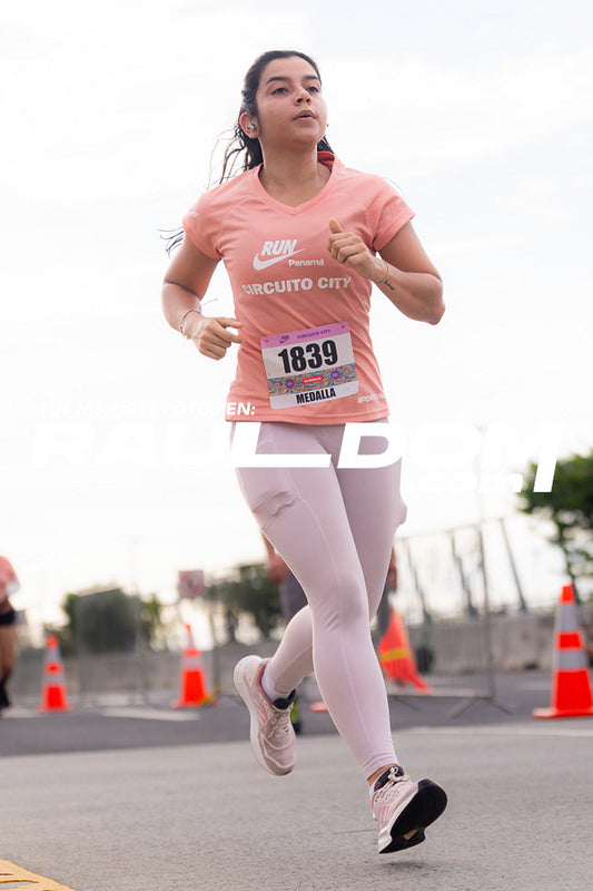 @PARDESHOOTS-5K808-625.jpg