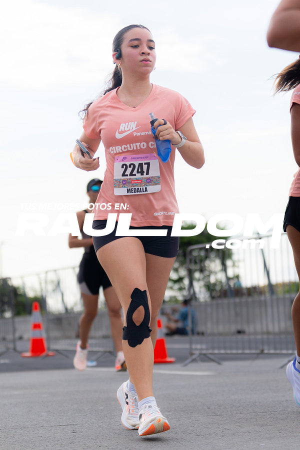 @PARDESHOOTS-5K808-452.jpg