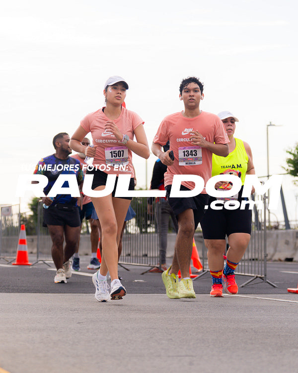 @PARDESHOOTS-5K808-587.jpg