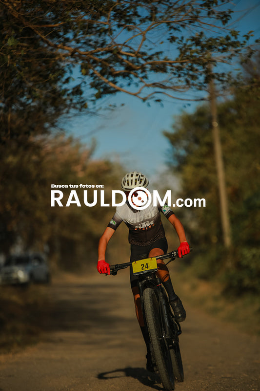 FuegoyaguaMTB-2606.jpg