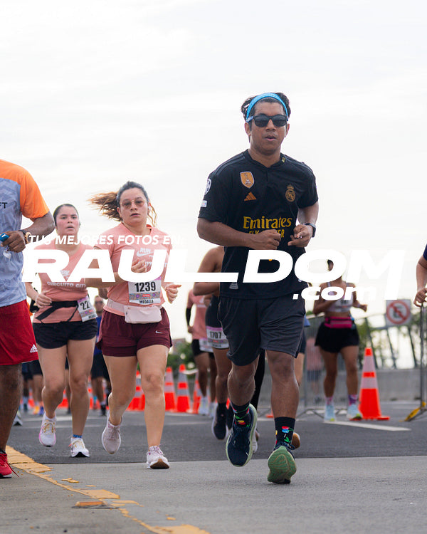 @PARDESHOOTS-5K808-438.jpg
