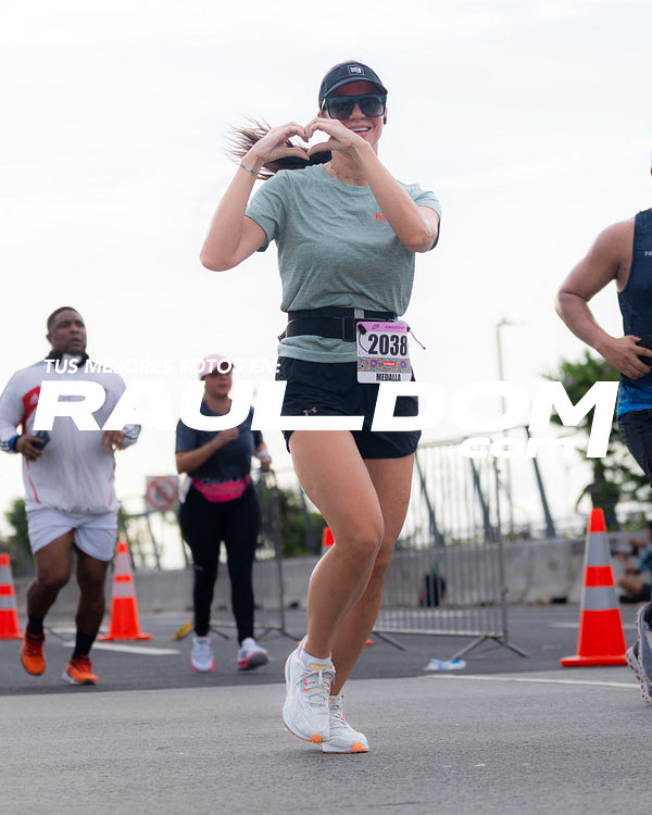 @PARDESHOOTS-5K808-444.jpg