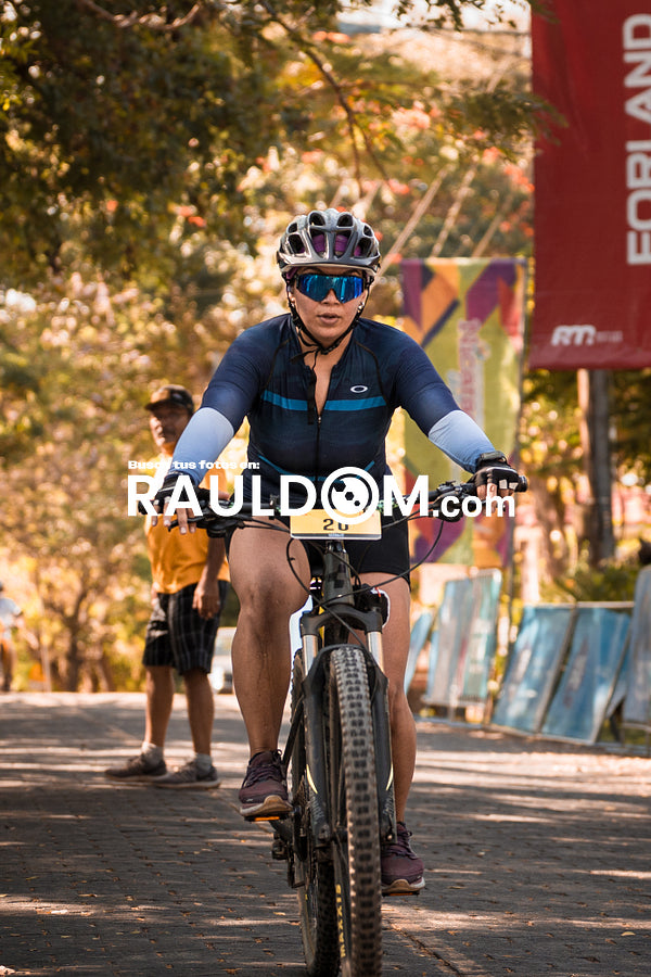 JAR-FUEGOYAGUA-100-KM-BIKE-01525.jpg