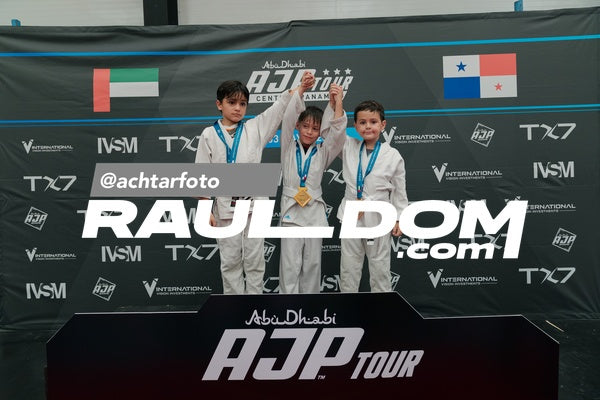 AjpTour-achtarfoto-102814.jpg