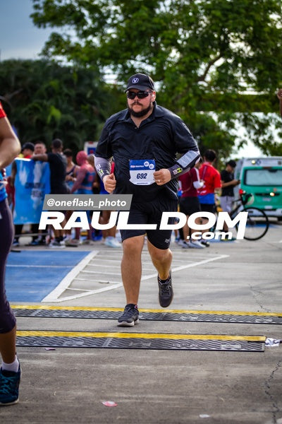 BimboGlobalRace-oneflashphoto-1160.jpg