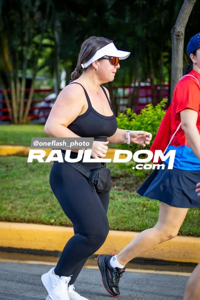 BimboGlobalRace-oneflashphoto-150.jpg