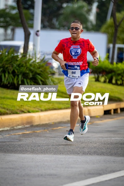 BimboGlobalRace-oneflashphoto-250.jpg