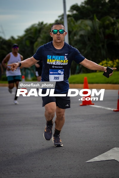 BimboGlobalRace-oneflashphoto-315.jpg