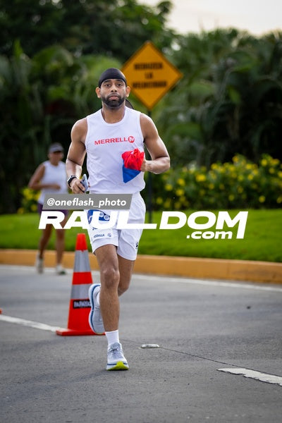 BimboGlobalRace-oneflashphoto-370.jpg
