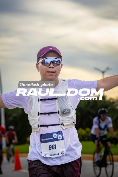 BimboGlobalRace-oneflashphoto-500.jpg