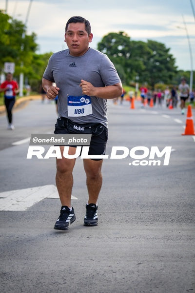 BimboGlobalRace-oneflashphoto-618.jpg