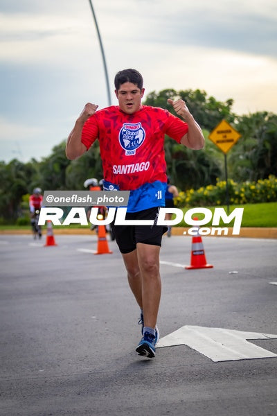 BimboGlobalRace-oneflashphoto-640.jpg