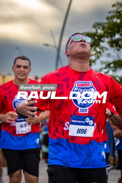 BimboGlobalRace-oneflashphoto-700.jpg