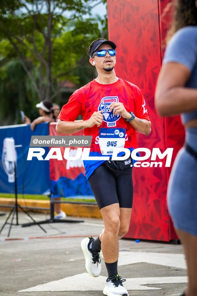 BimboGlobalRace-oneflashphoto-737.jpg