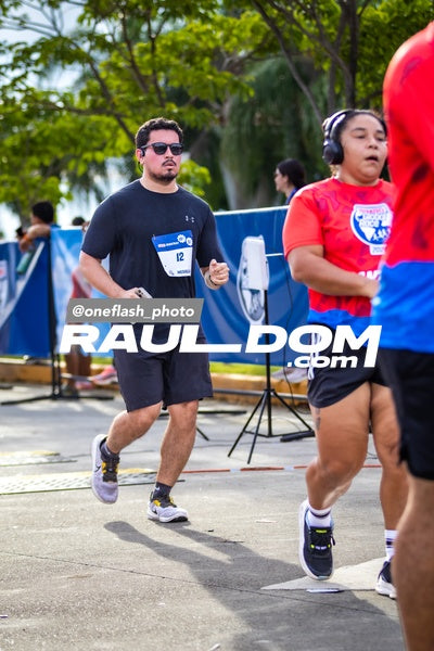 BimboGlobalRace-oneflashphoto-918.jpg