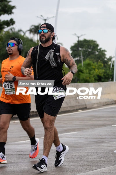 CircuitoCity10k-elguillephoto-3370.jpg