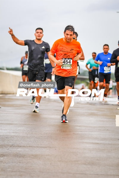 CircuitoCity10k-oneflashphoto-1745.jpg