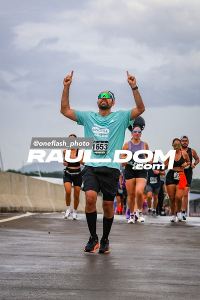 CircuitoCity10k-oneflashphoto-2124.jpg