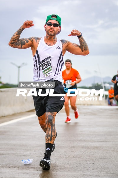 CircuitoCity10k-oneflashphoto-2262.jpg