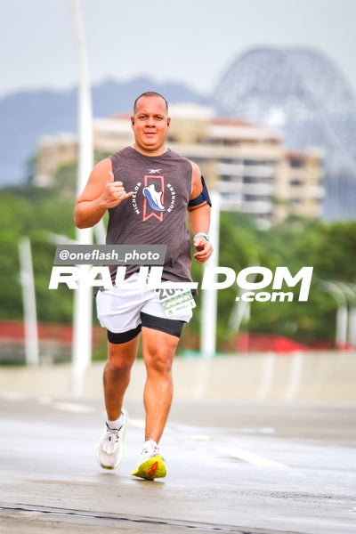 CircuitoCity10k-oneflashphoto-2852.jpg