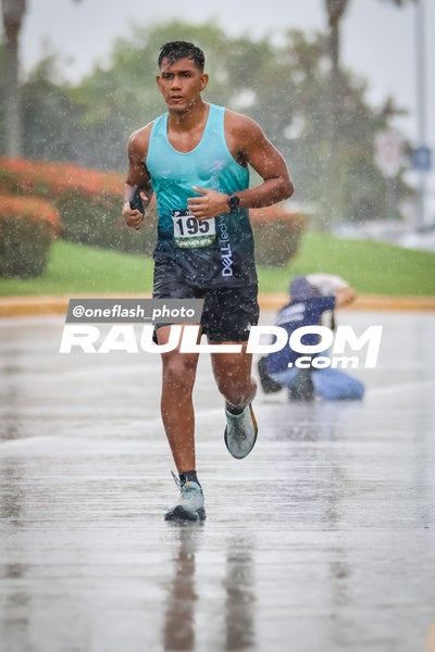 CircuitoCity10k-oneflashphoto-384.jpg
