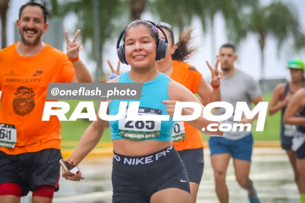 CircuitoCity10k-oneflashphoto-618.jpg