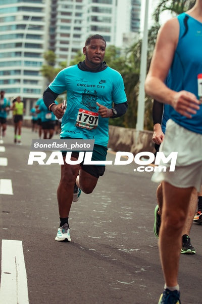 CircuitoCity15k-oneflashphoto-3178.jpg