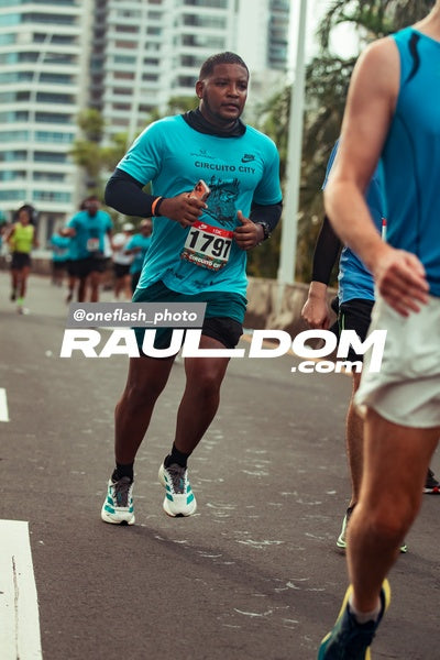 CircuitoCity15k-oneflashphoto-3179.jpg