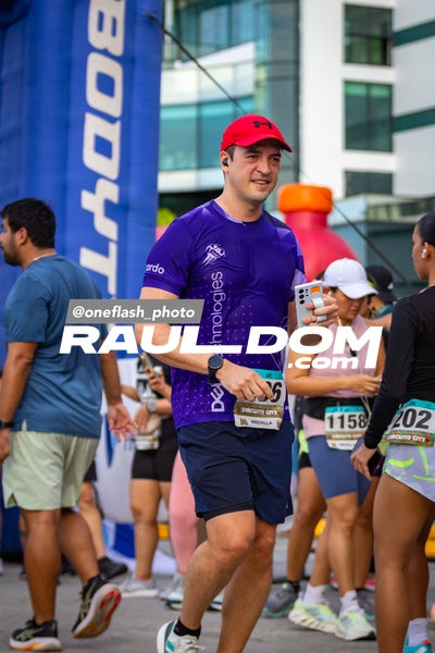 CircuitoCity5K-oneflashphoto-1043.jpg