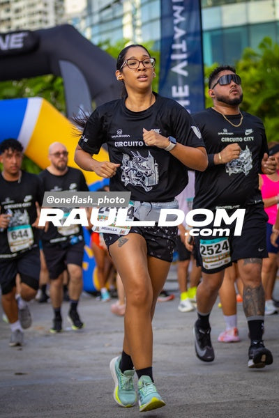 CircuitoCity5K-oneflashphoto-1063.jpg