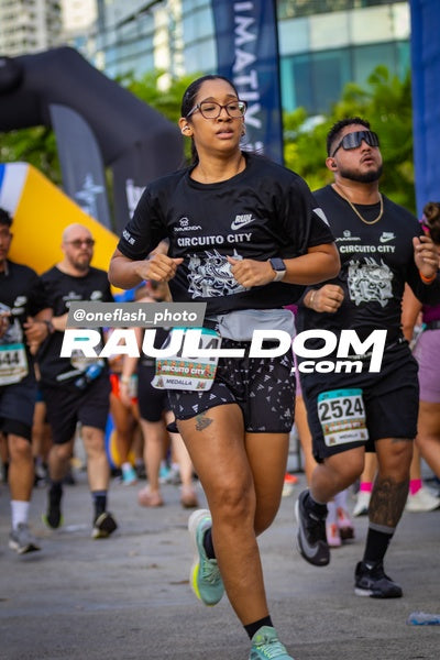 CircuitoCity5K-oneflashphoto-1064.jpg