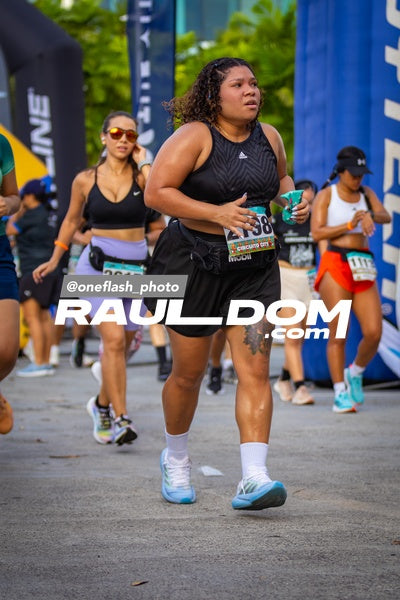 CircuitoCity5K-oneflashphoto-1081.jpg