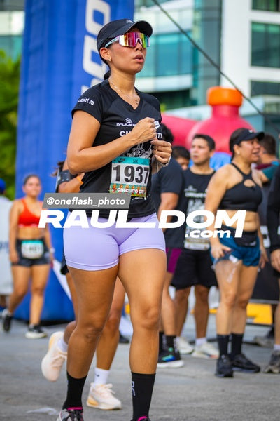 CircuitoCity5K-oneflashphoto-1088.jpg