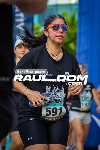 CircuitoCity5K-oneflashphoto-1105.jpg