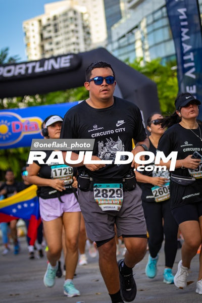 CircuitoCity5K-oneflashphoto-1148.jpg