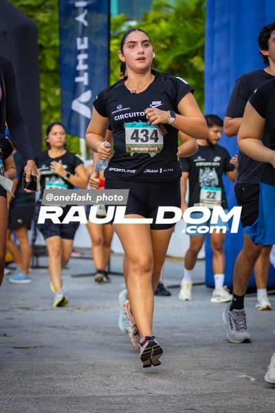 CircuitoCity5K-oneflashphoto-1186.jpg