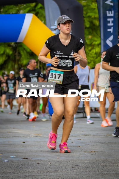 CircuitoCity5K-oneflashphoto-1191.jpg