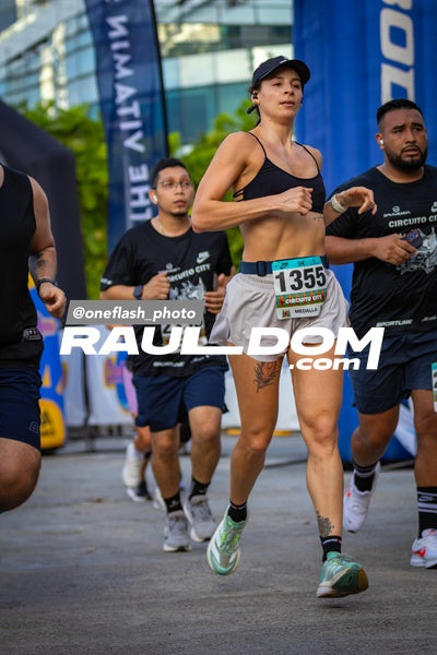 CircuitoCity5K-oneflashphoto-1213.jpg