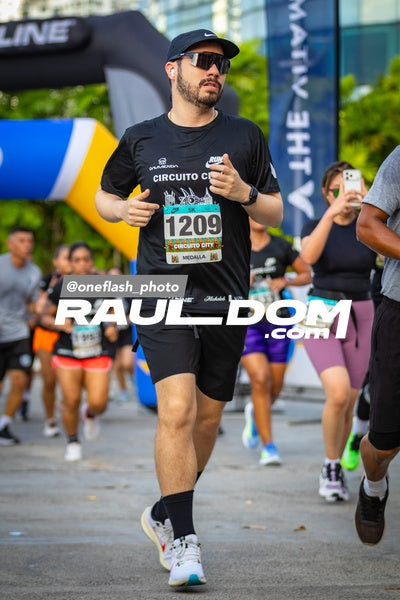 CircuitoCity5K-oneflashphoto-1230.jpg