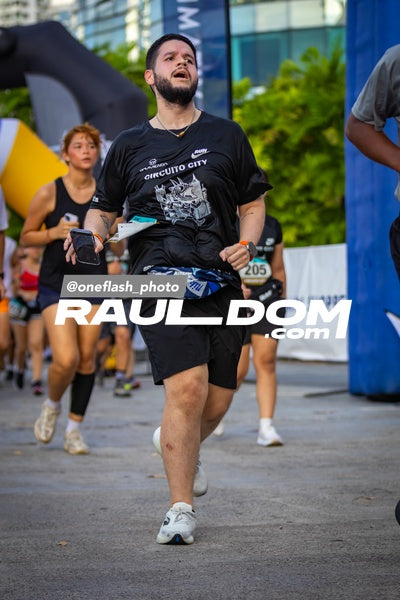 CircuitoCity5K-oneflashphoto-1233.jpg