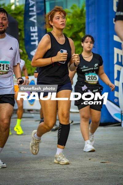 CircuitoCity5K-oneflashphoto-1234.jpg