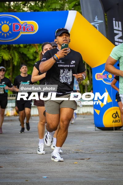 CircuitoCity5K-oneflashphoto-1246.jpg