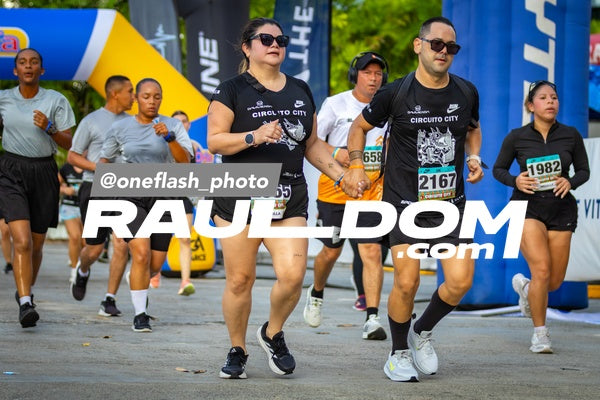 CircuitoCity5K-oneflashphoto-1269.jpg