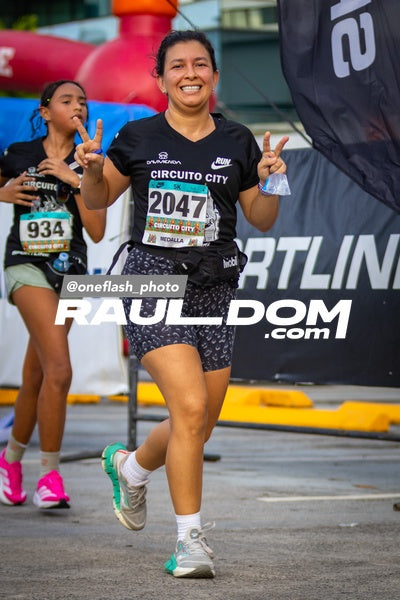 CircuitoCity5K-oneflashphoto-1274.jpg