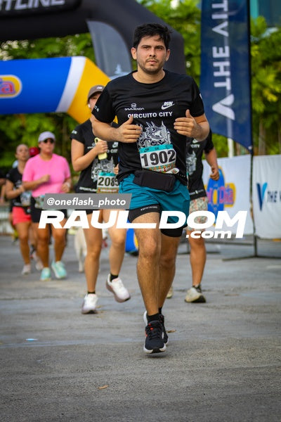 CircuitoCity5K-oneflashphoto-1289.jpg