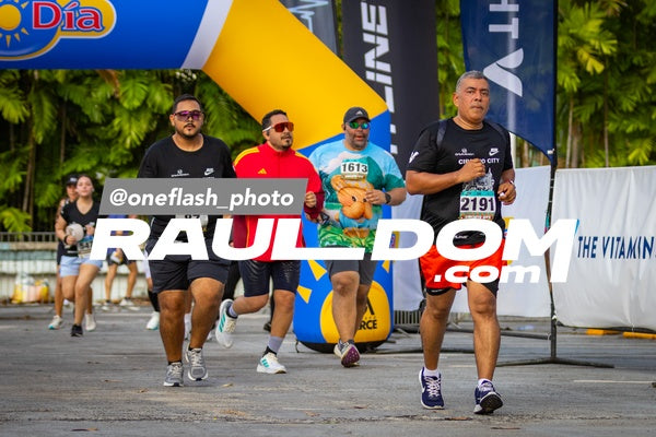 CircuitoCity5K-oneflashphoto-1305.jpg
