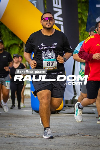 CircuitoCity5K-oneflashphoto-1306.jpg