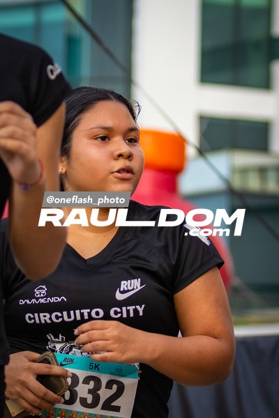 CircuitoCity5K-oneflashphoto-1316.jpg