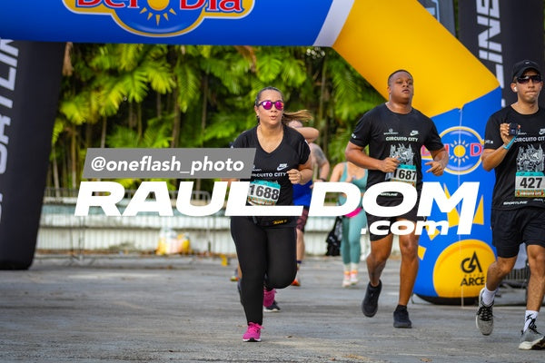 CircuitoCity5K-oneflashphoto-1326.jpg