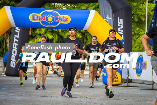 CircuitoCity5K-oneflashphoto-1346.jpg